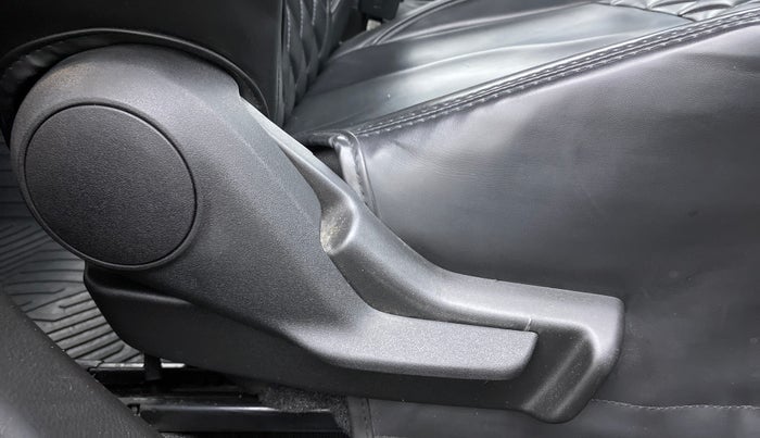 2022 Maruti Baleno DELTA PETROL 1.2, Petrol, Manual, 30,667 km, Driver Side Adjustment Panel