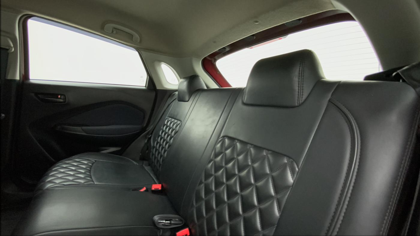 2022 Maruti Baleno DELTA PETROL 1.2, Petrol, Manual, 30,667 km, Right Side Rear Door Cabin