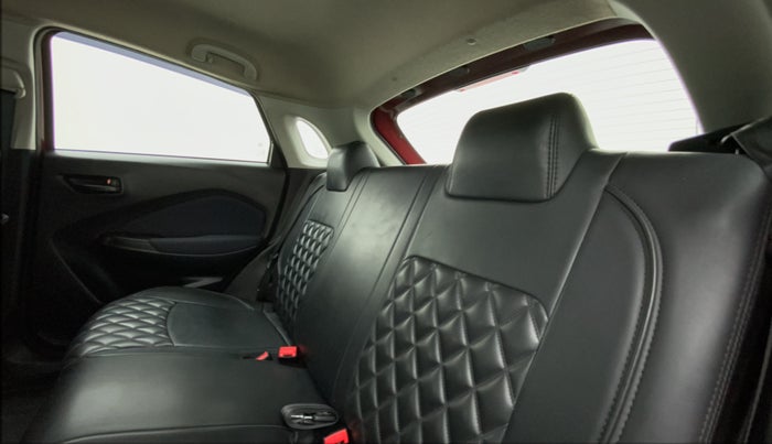 2022 Maruti Baleno DELTA PETROL 1.2, Petrol, Manual, 30,667 km, Right Side Rear Door Cabin