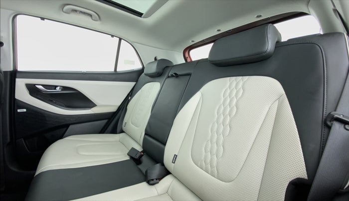 2020 Hyundai Creta 1.5 SX (O) AT, Petrol, Automatic, 17,110 km, Right Side Rear Door Cabin