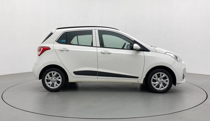 2018 Hyundai Grand i10 SPORTZ 1.2 KAPPA VTVT, Petrol, Manual, 67,181 km, Right Side View