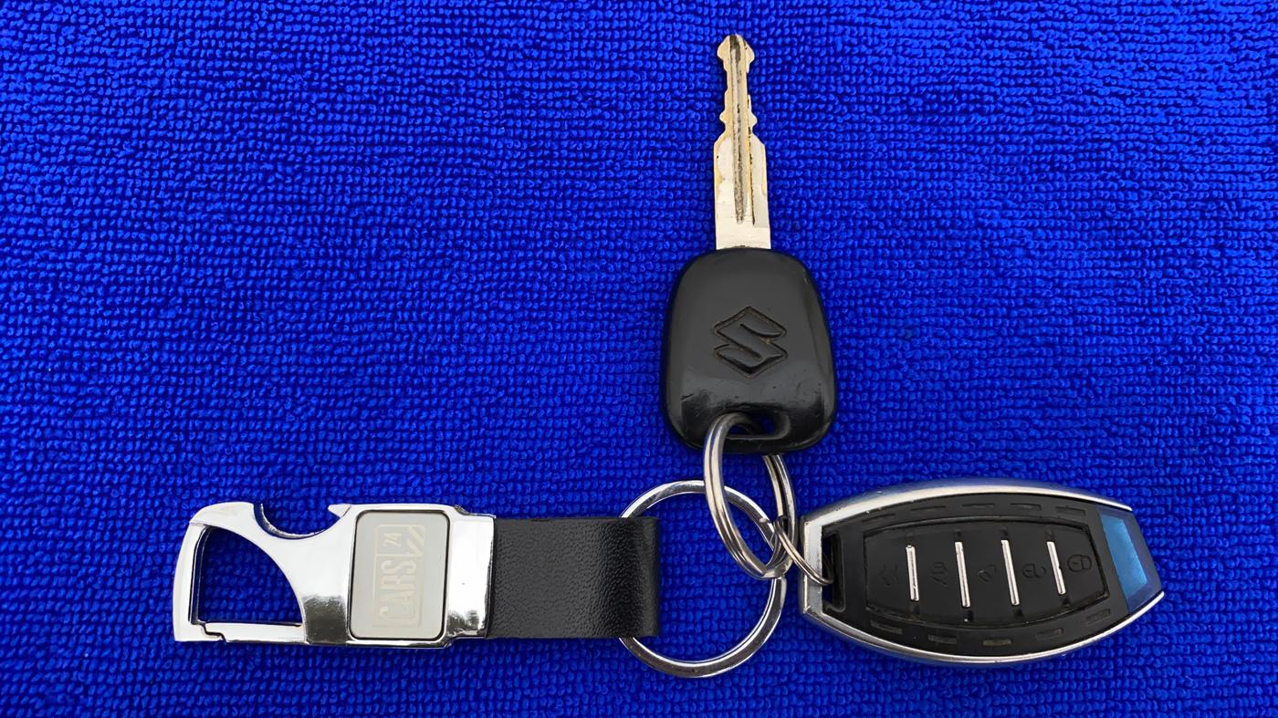 2011 Maruti Zen Estilo LXI, CNG, Manual, 82,374 km, Key Close Up