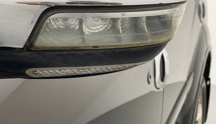 2013 Mahindra XUV500 W8, Diesel, Manual, 99,009 km, Left rear-view mirror - Indicator light not working