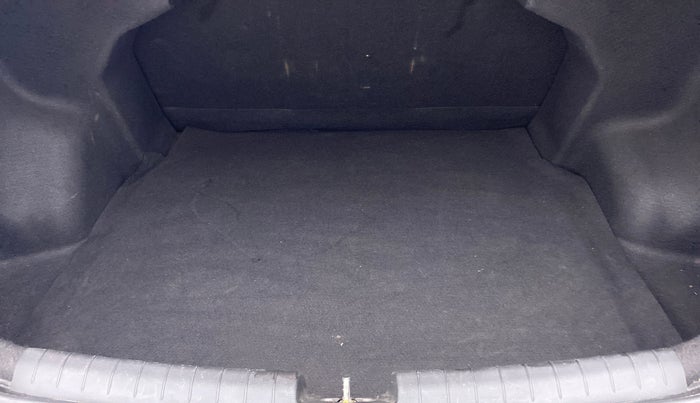 2019 Hyundai Xcent SX 1.2 OPT, Petrol, Manual, 10,981 km, Boot Inside