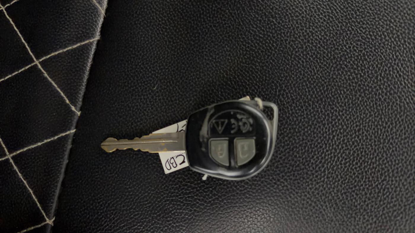 2022 Maruti Swift VXI AMT, Petrol, Automatic, 57,238 km, Key Close Up
