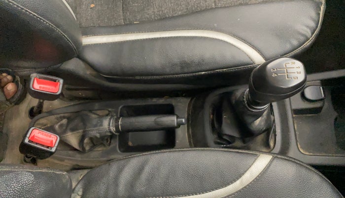 2017 Renault Kwid RXL 1.0, Petrol, Manual, 48,412 km, Gear Lever