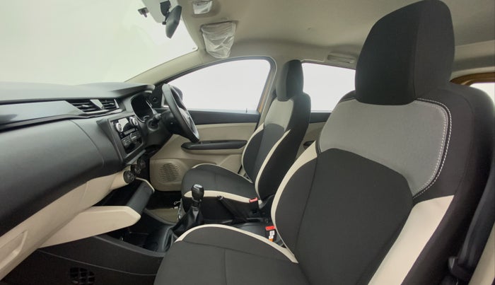 2019 Renault TRIBER 1.0 RXL PETROL, Petrol, Manual, 16,965 km, Right Side Front Door Cabin