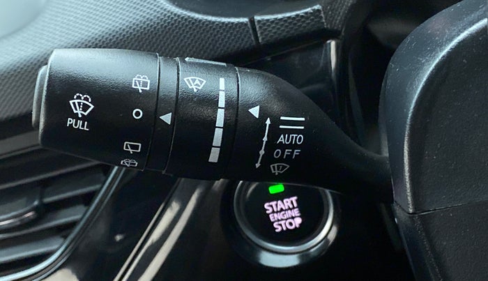 2021 Tata NEXON XZA+(O) DARK EDITION 1.2 RTN, Petrol, Automatic, 26,940 km, Rain Sensing Wipers