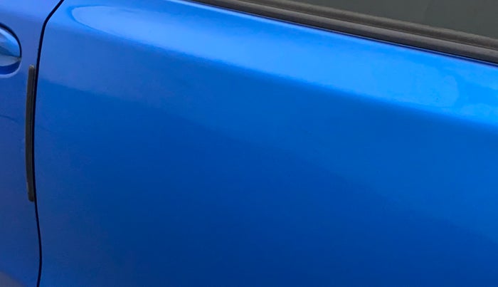 2011 Toyota Etios Liva G, Petrol, Manual, 75,554 km, Rear left door - Minor scratches