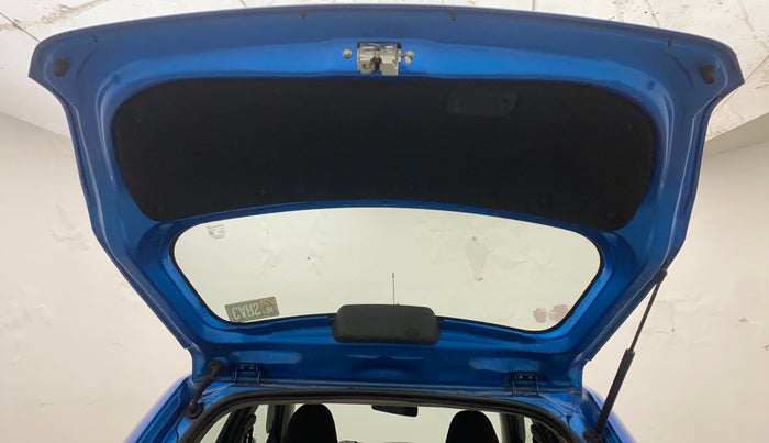 2011 Toyota Etios Liva G, Petrol, Manual, 75,554 km, Boot Door Open