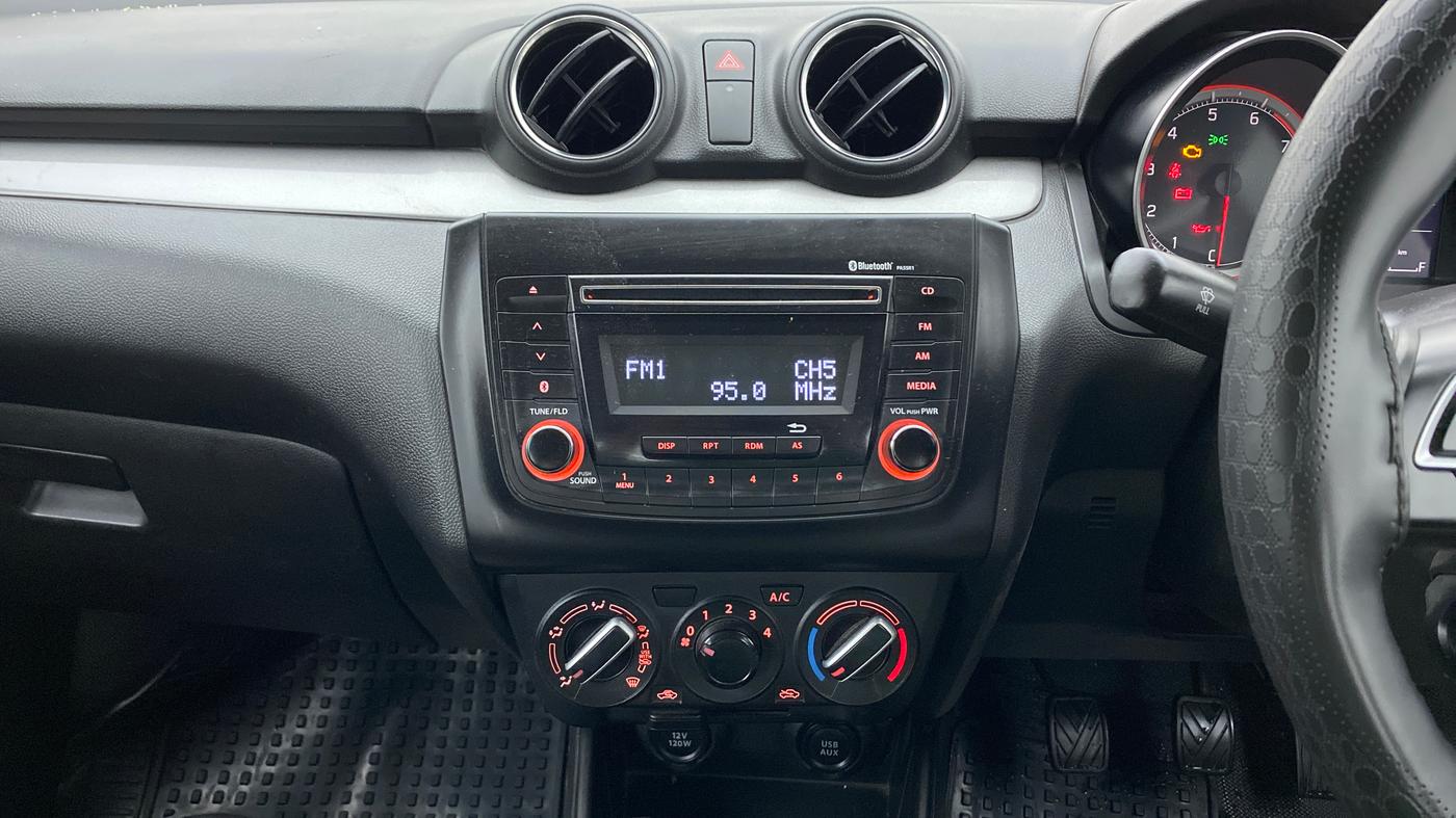 2018 Maruti Swift VXI, Petrol, Manual, 41,672 km, Air Conditioner