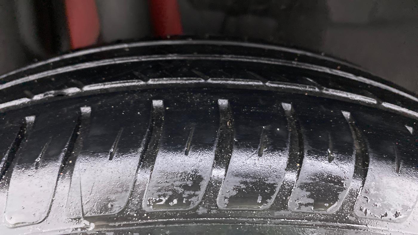 2018 Maruti Swift VXI, Petrol, Manual, 41,672 km, Right Rear Tyre Tread