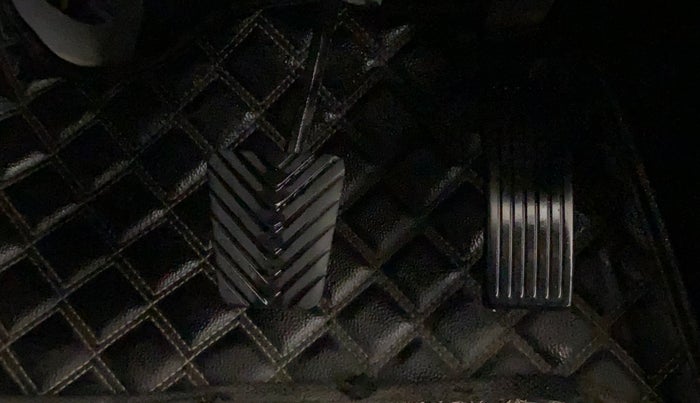 2021 KIA SONET HTX 1.0 IMT, Petrol, Manual, 28,464 km, Pedals