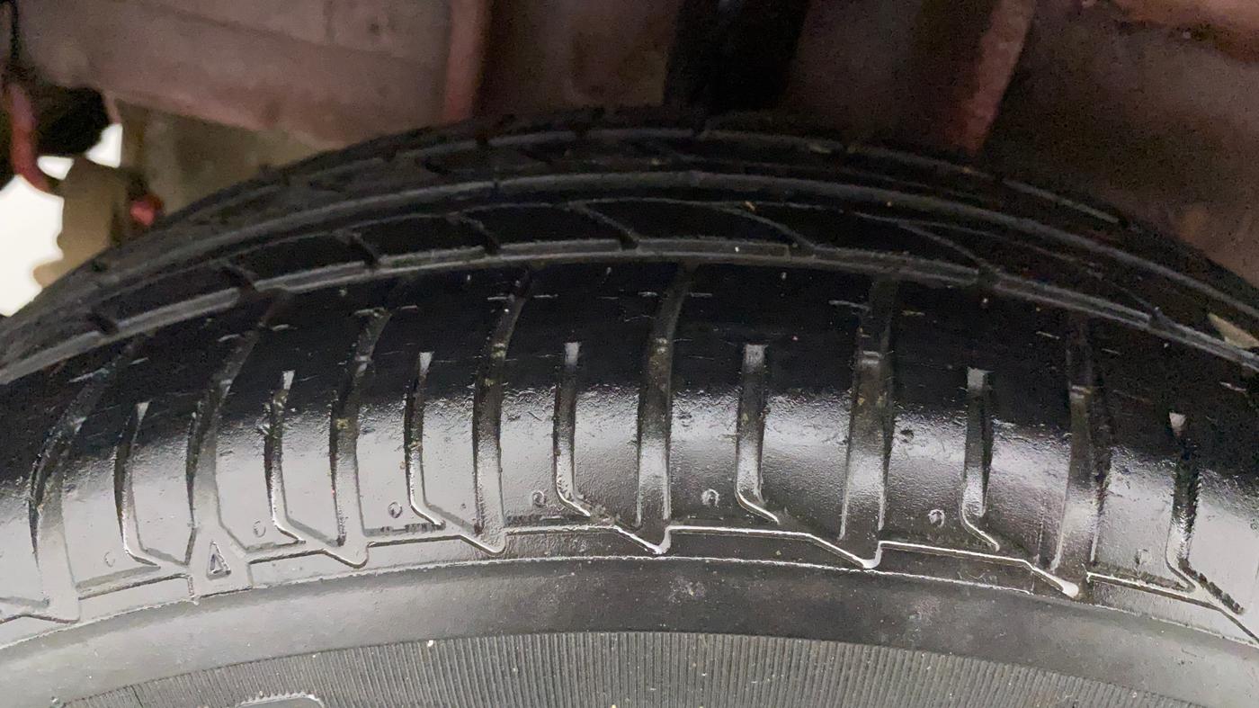 2018 Tata Tiago XTA PETROL, Petrol, Automatic, 43,348 km, Right Rear Tyre Tread