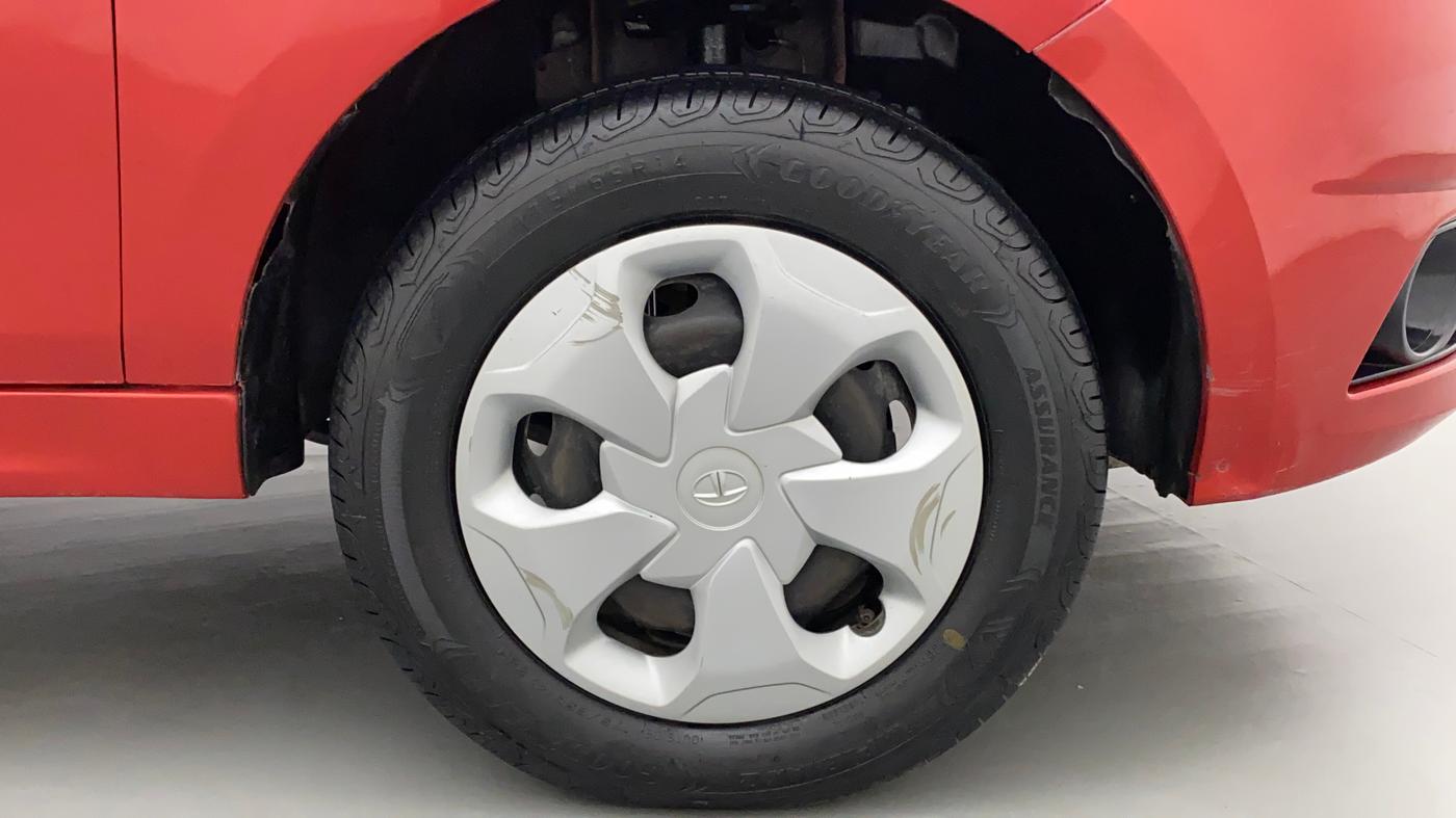2018 Tata Tiago XTA PETROL, Petrol, Automatic, 43,348 km, Right Front Wheel