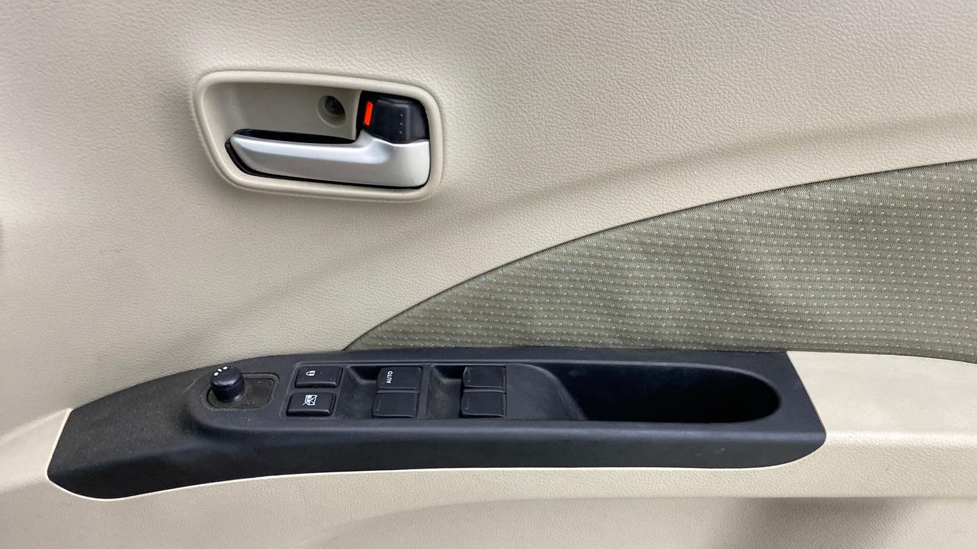 2017 Maruti Celerio ZXI AMT, Petrol, Automatic, 49,377 km, Driver Side Door Panels Control