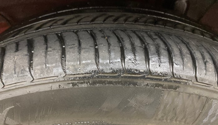 2020 Hyundai NEW I20 Asta 1.0 GDI Turbo IMT, Petrol, Manual, 21,767 km, Left Rear Tyre Tread