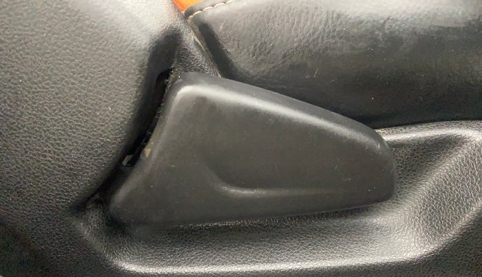 2017 Renault Kwid CLIMBER 1.0 AMT, Petrol, Automatic, 62,208 km, Driver Side Adjustment Panel