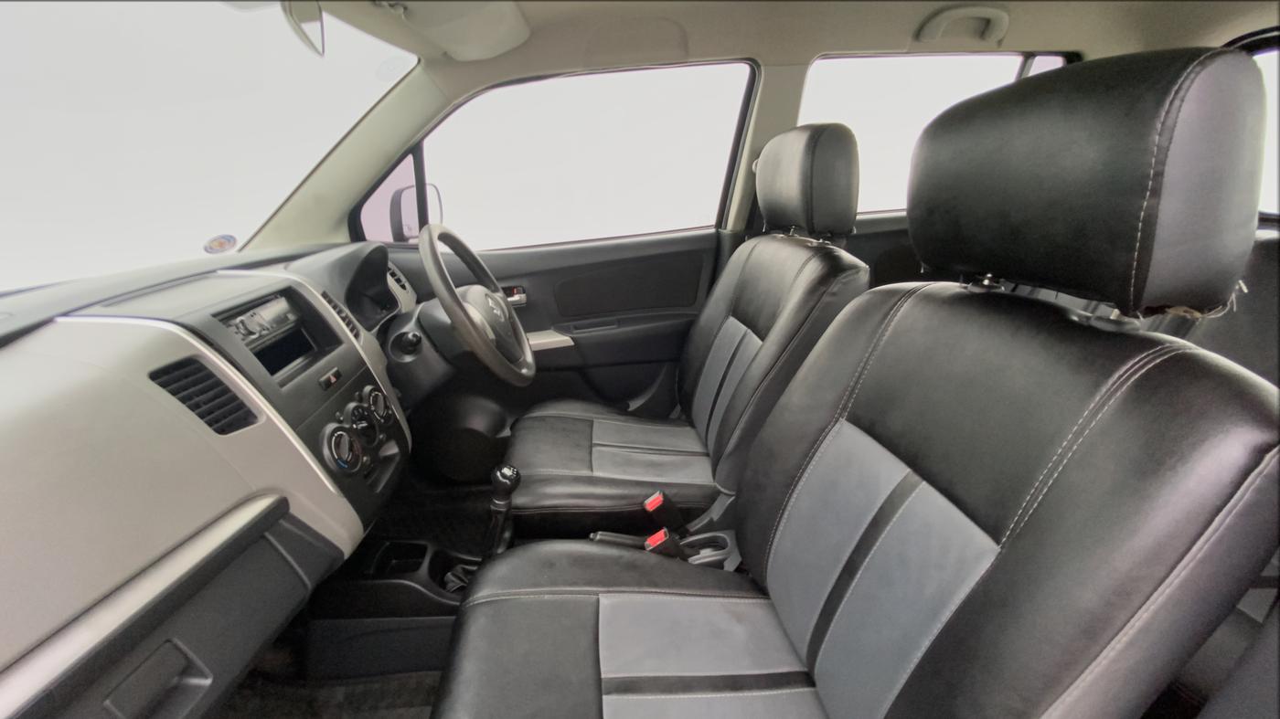 2011 Maruti Wagon R 1.0 LXI, Petrol, Manual, 80,981 km, Right Side Front Door Cabin