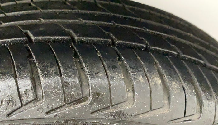2010 Maruti Zen Estilo VXI, Petrol, Manual, 56,172 km, Left Rear Tyre Tread