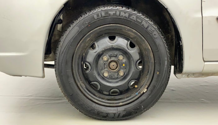 2010 Maruti Zen Estilo VXI, Petrol, Manual, 56,172 km, Left Front Wheel