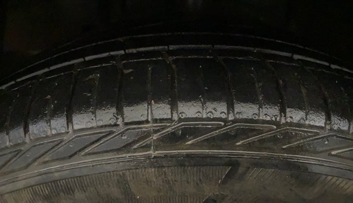 2021 Tata NEXON XZA PLUS (O) DIESEL, Diesel, Automatic, 60,757 km, Left Front Tyre Tread