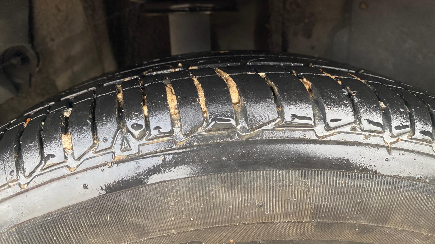 2020 Tata TIGOR XZ PLUS PETROL, Petrol, Manual, 29,636 km, Right Rear Tyre Tread
