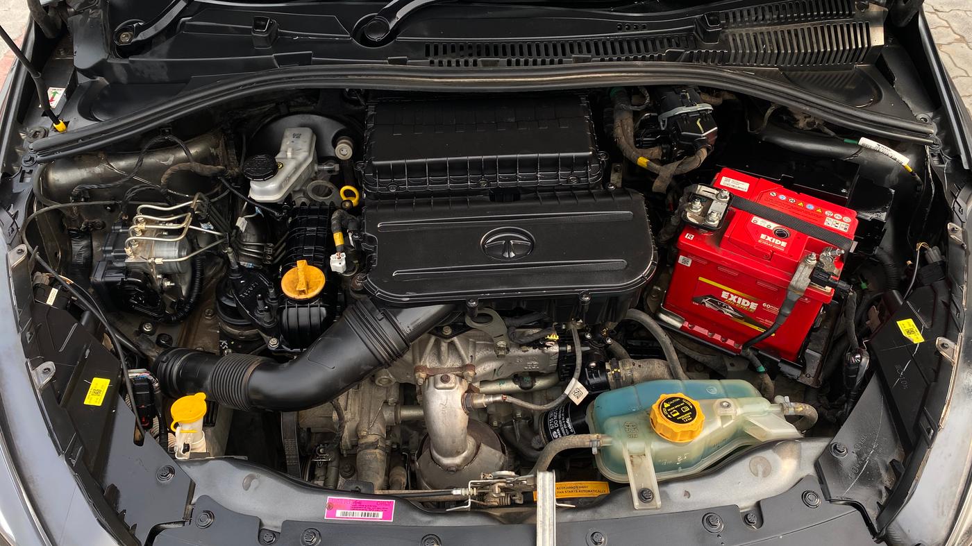 2020 Tata TIGOR XZ PLUS PETROL, Petrol, Manual, 29,636 km, Engine View