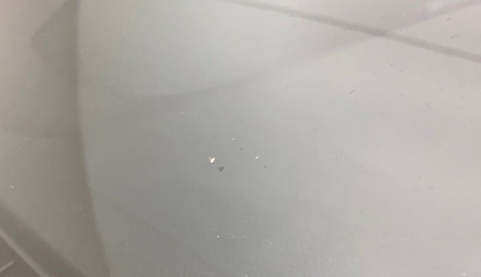 2014 Hyundai Eon ERA +, Petrol, Manual, 34,474 km, Front windshield - Minor spot on windshield
