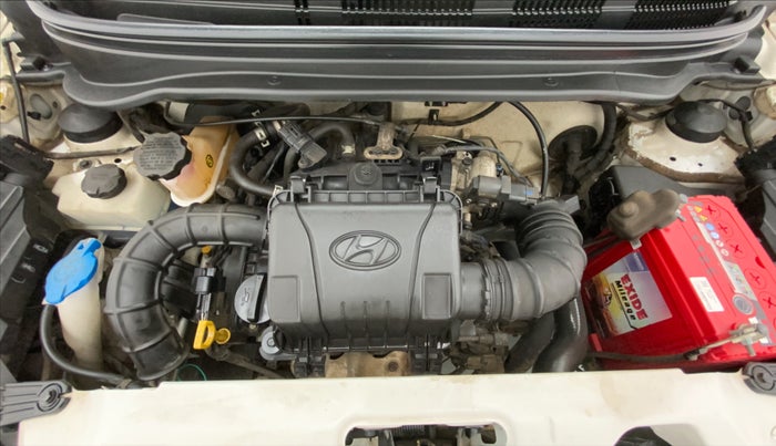 2018 Hyundai Eon MAGNA +, Petrol, Manual, 17,550 km, Open Bonet