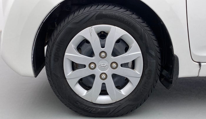 2018 Hyundai Eon MAGNA +, Petrol, Manual, 17,550 km, Left Front Wheel