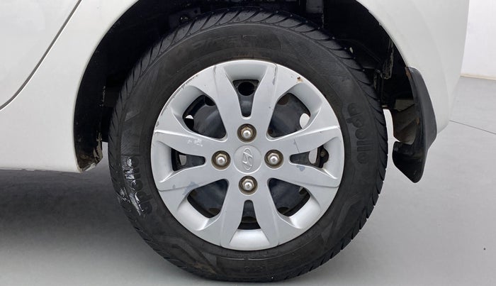 2018 Hyundai Eon MAGNA +, Petrol, Manual, 17,550 km, Left Rear Wheel