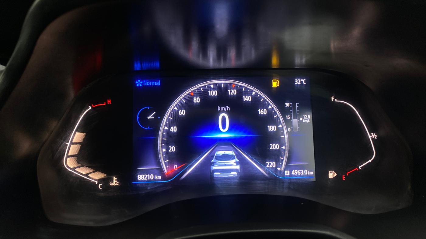 2022 Renault Kiger RXZ MT, Petrol, Manual, 88,208 km, Odometer Image