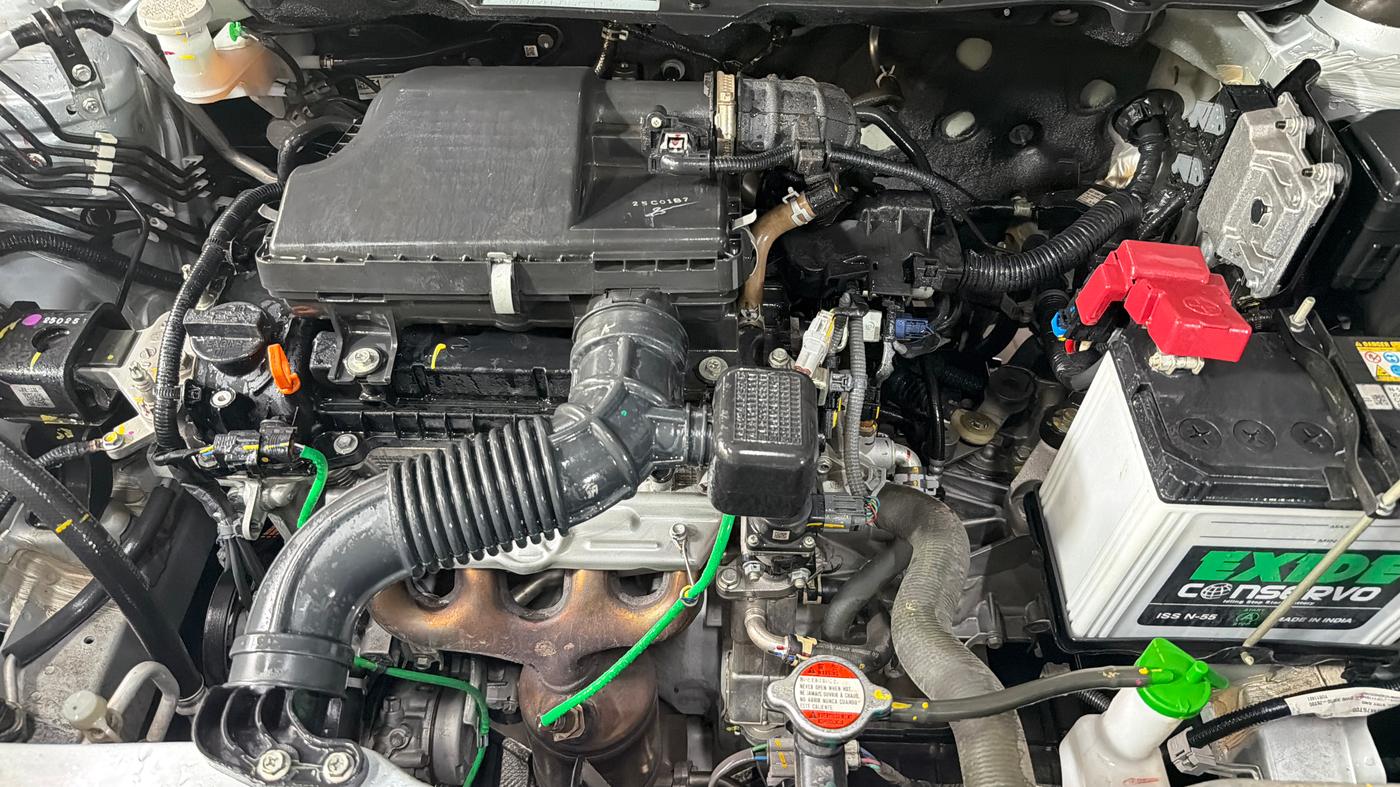2025 Maruti Grand Vitara DELTA SMART HYBRID, Petrol, Manual, 9,915 km, Engine View