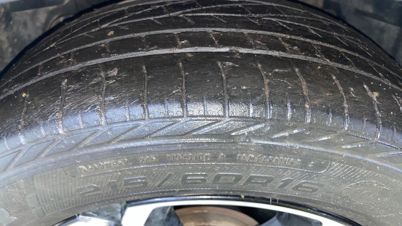 2021 Tata NEXON XZ PLUS (O) PETROL, Petrol, Manual, 69,037 km, Left Front Tyre Tread