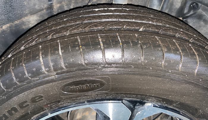 2021 Tata NEXON XZ PLUS (O) PETROL, Petrol, Manual, 69,070 km, Left Rear Tyre Tread