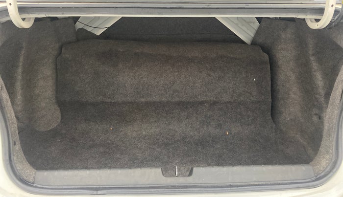 2015 Honda City 1.5L I-VTEC VX CVT, CNG, Automatic, 81,224 km, Boot Inside