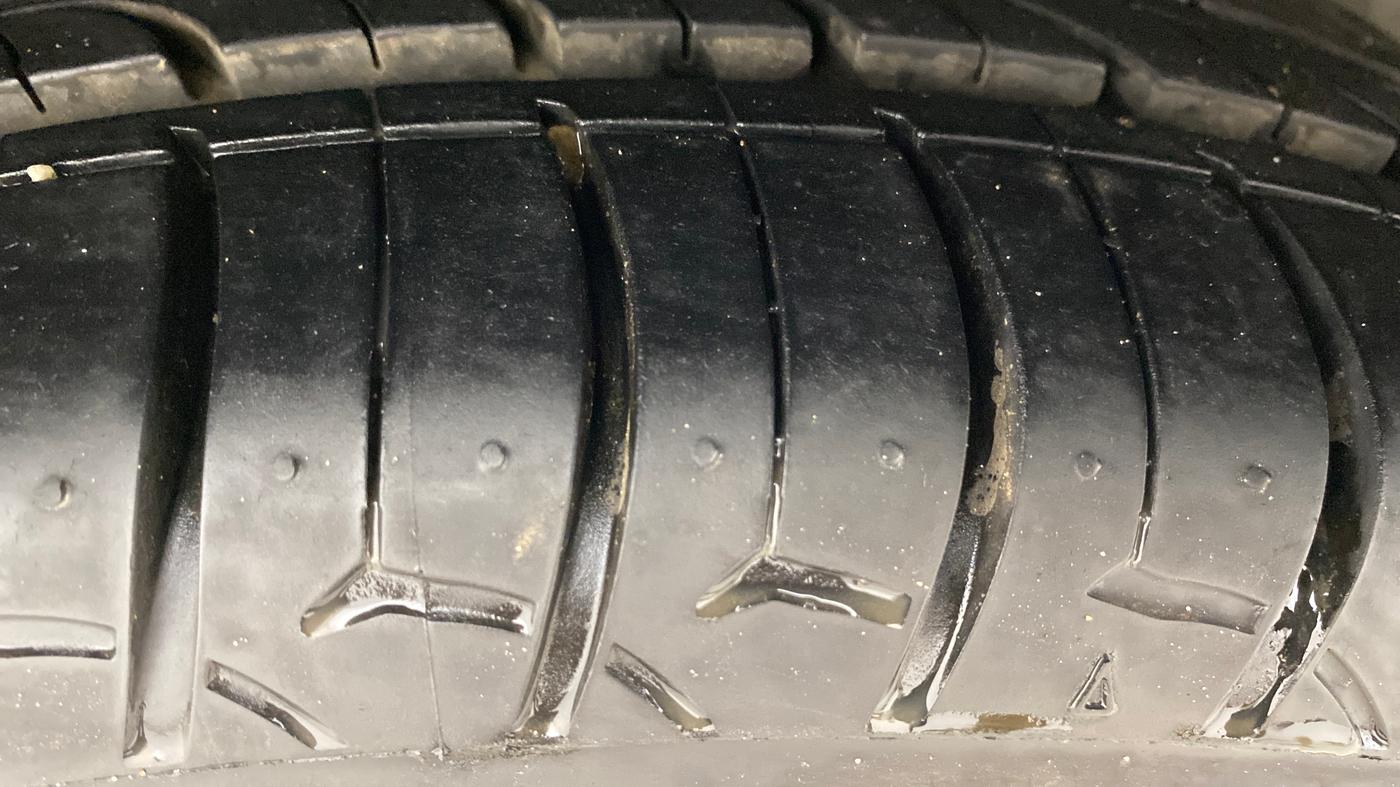 2015 Honda City 1.5L I-VTEC VX CVT, CNG, Automatic, 82,654 km, Right Rear Tyre Tread