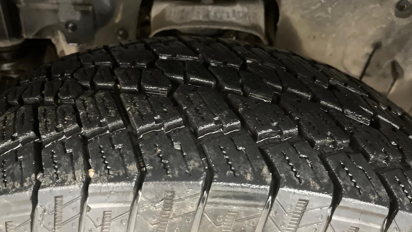 2024 Mahindra Thar LX P 2WD AT HT, Petrol, Automatic, 18,101 km, Left Front Tyre Tread