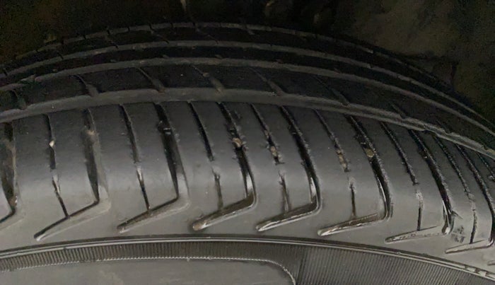2022 Maruti New Wagon-R LXI CNG 1.0, CNG, Manual, 28,181 km, Left Rear Tyre Tread