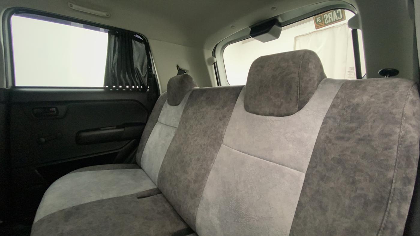 2022 Maruti New Wagon-R LXI CNG 1.0, CNG, Manual, 28,181 km, Right Side Rear Door Cabin