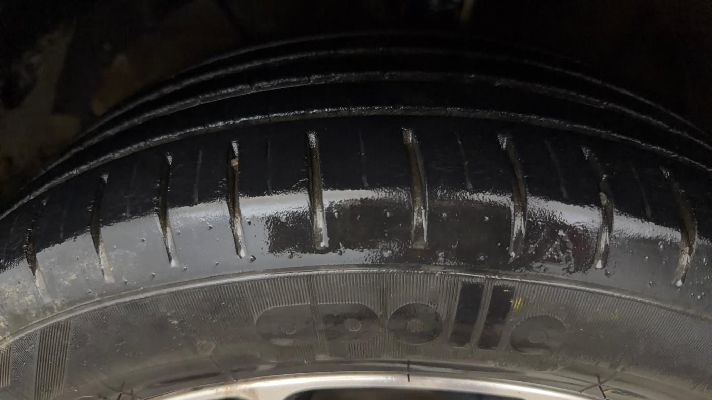 2020 Maruti Baleno ZETA PETROL 1.2, Petrol, Manual, 50,190 km, Left Front Tyre Tread