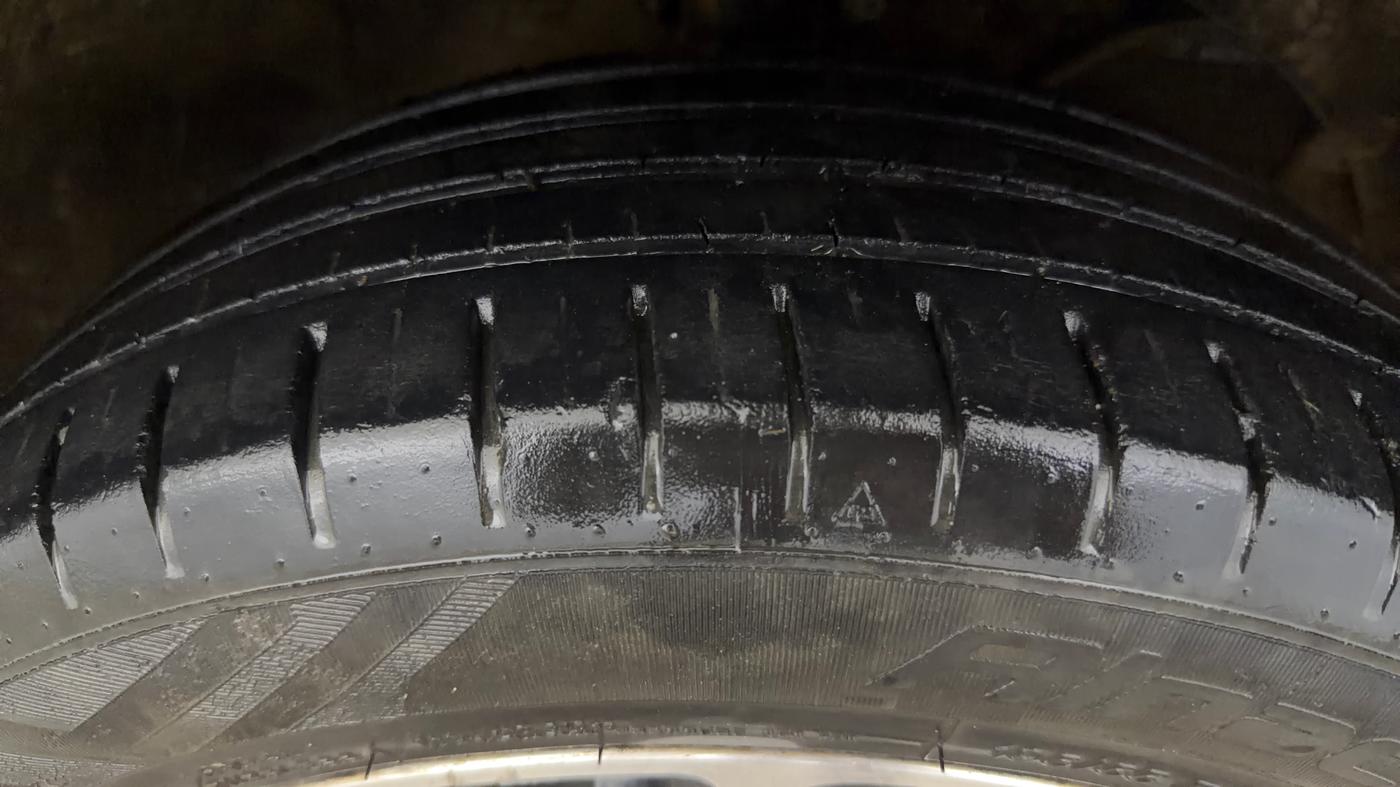 2020 Maruti Baleno ZETA PETROL 1.2, Petrol, Manual, 50,190 km, Right Front Tyre Tread