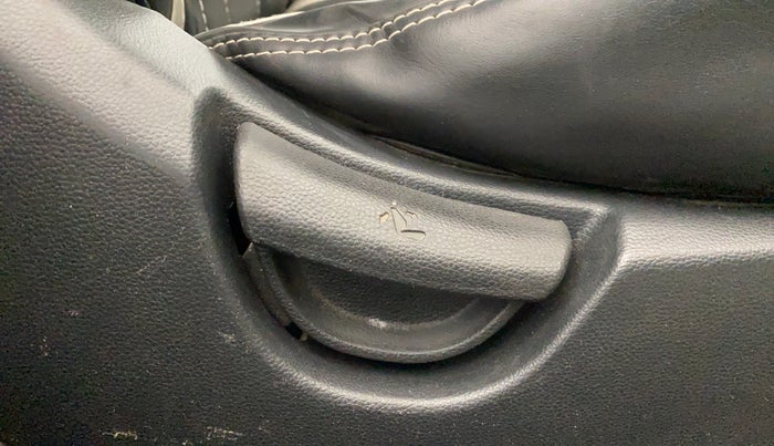 2015 Hyundai Grand i10 MAGNA 1.2 KAPPA VTVT, Petrol, Manual, 83,633 km, Driver Side Adjustment Panel