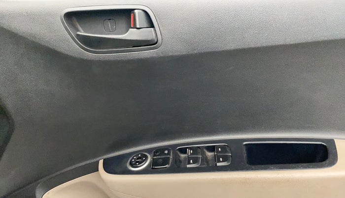 2015 Hyundai Grand i10 MAGNA 1.2 KAPPA VTVT, Petrol, Manual, 83,633 km, Driver Side Door Panels Control