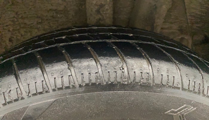 2015 Hyundai Grand i10 MAGNA 1.2 KAPPA VTVT, Petrol, Manual, 83,633 km, Left Rear Tyre Tread