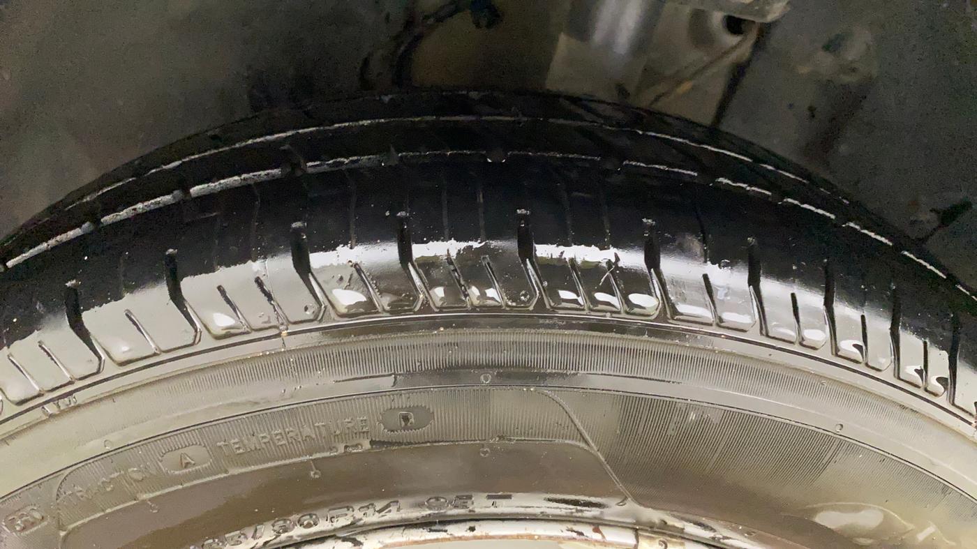 2022 Tata ALTROZ XE PETROL, Petrol, Manual, 86,415 km, Left Front Tyre Tread
