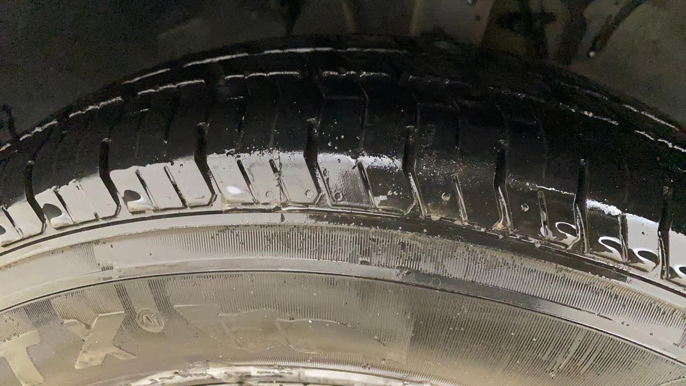 2022 Tata ALTROZ XE PETROL, Petrol, Manual, 86,415 km, Right Front Tyre Tread