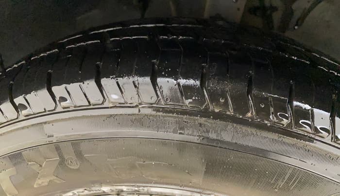2022 Tata ALTROZ XE PETROL, Petrol, Manual, 84,722 km, Right Front Tyre Tread
