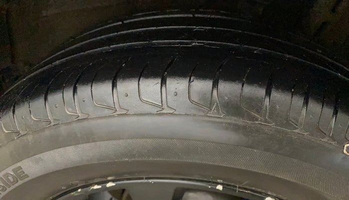 2020 Tata NEXON XZA PLUS PETROL, Petrol, Automatic, 54,957 km, Left Rear Tyre Tread